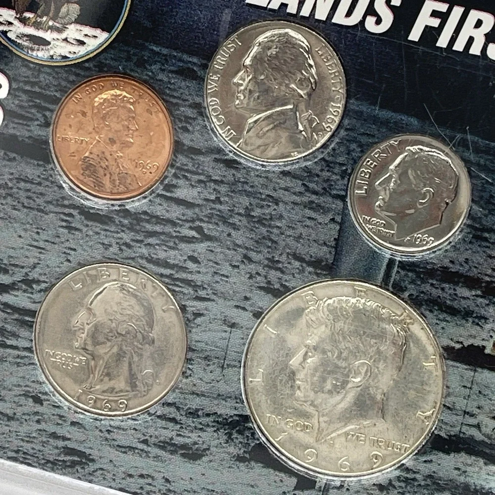 July 20,1969 Morgan Mint Set of Five Coins US Lands First Man On The Moon 1969